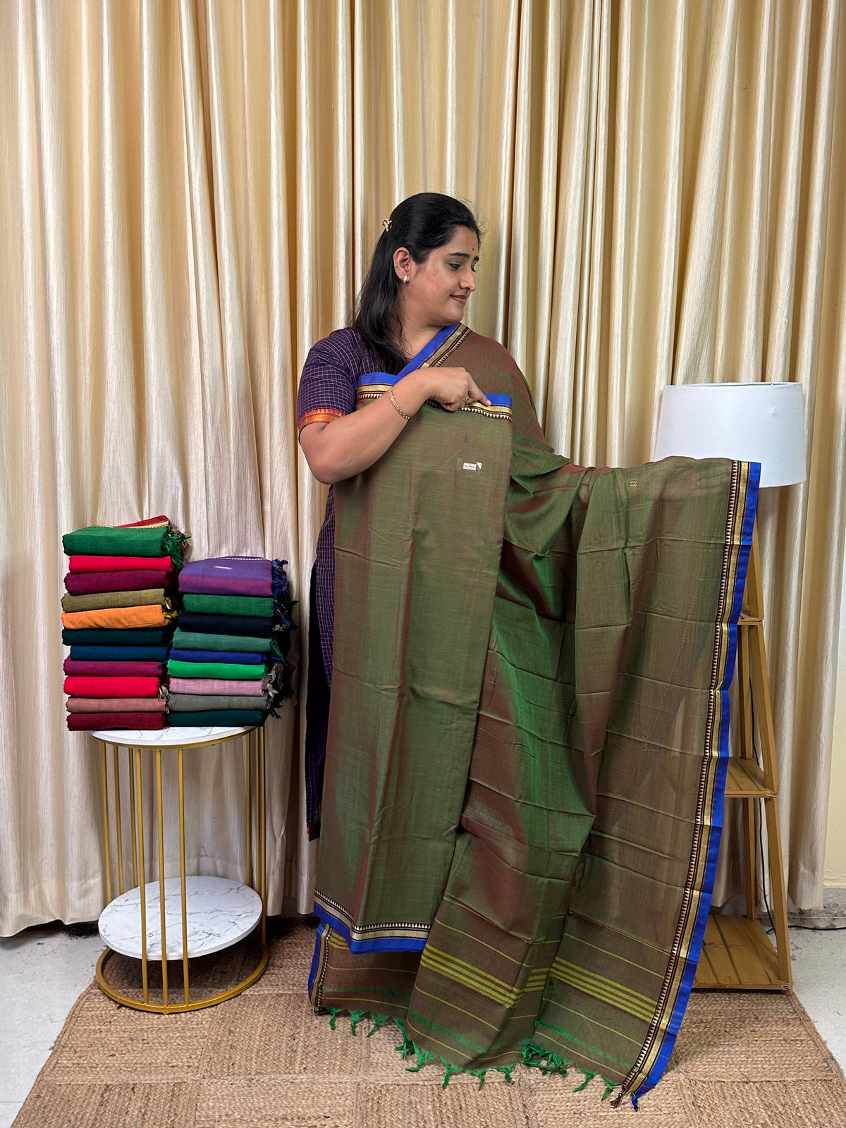 Narayanpet small borders Mercerised cotton (4.5 m Top)-NILA70