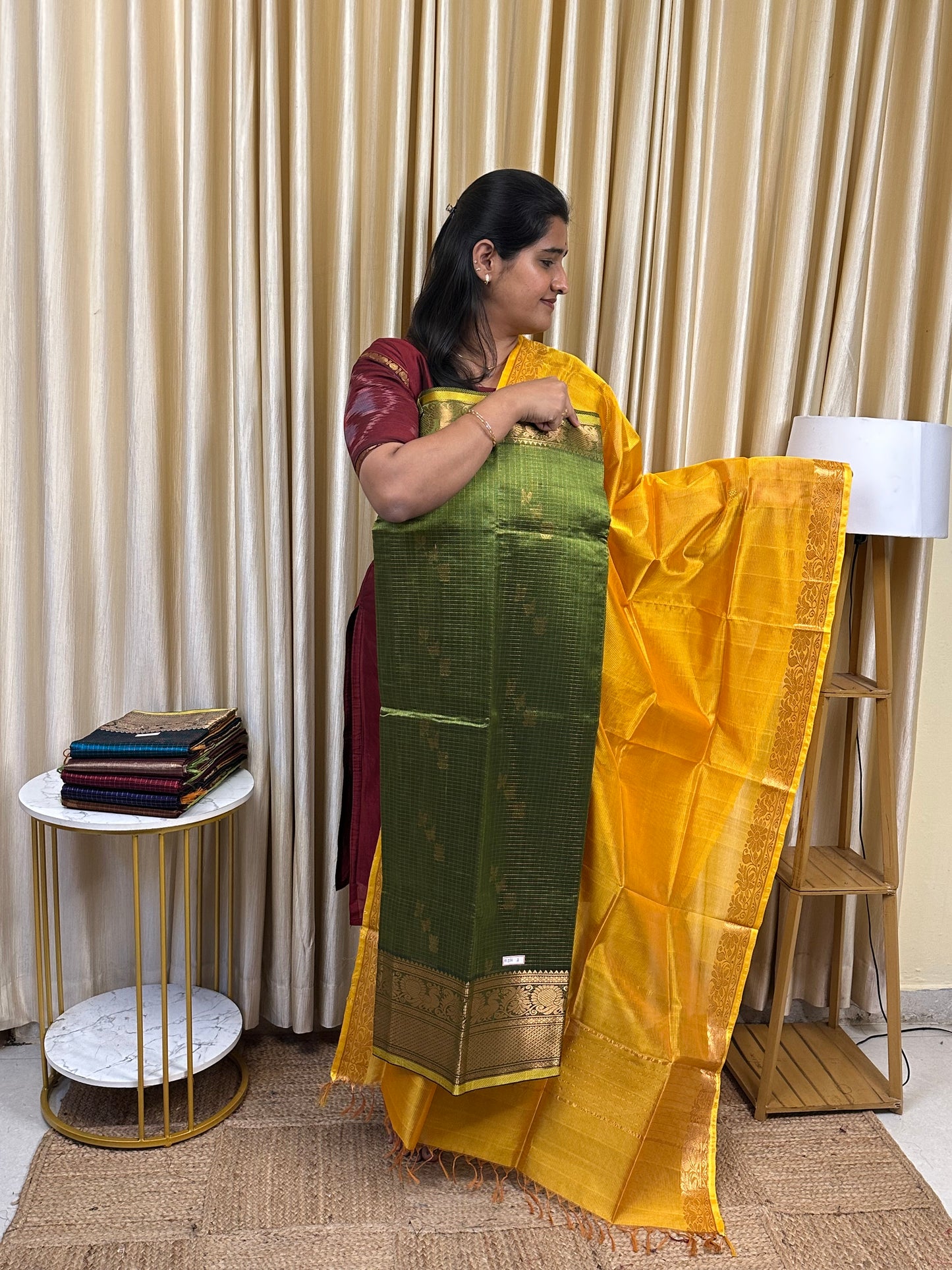 Big border Mangalgiri handloom checks -VIZHI 3