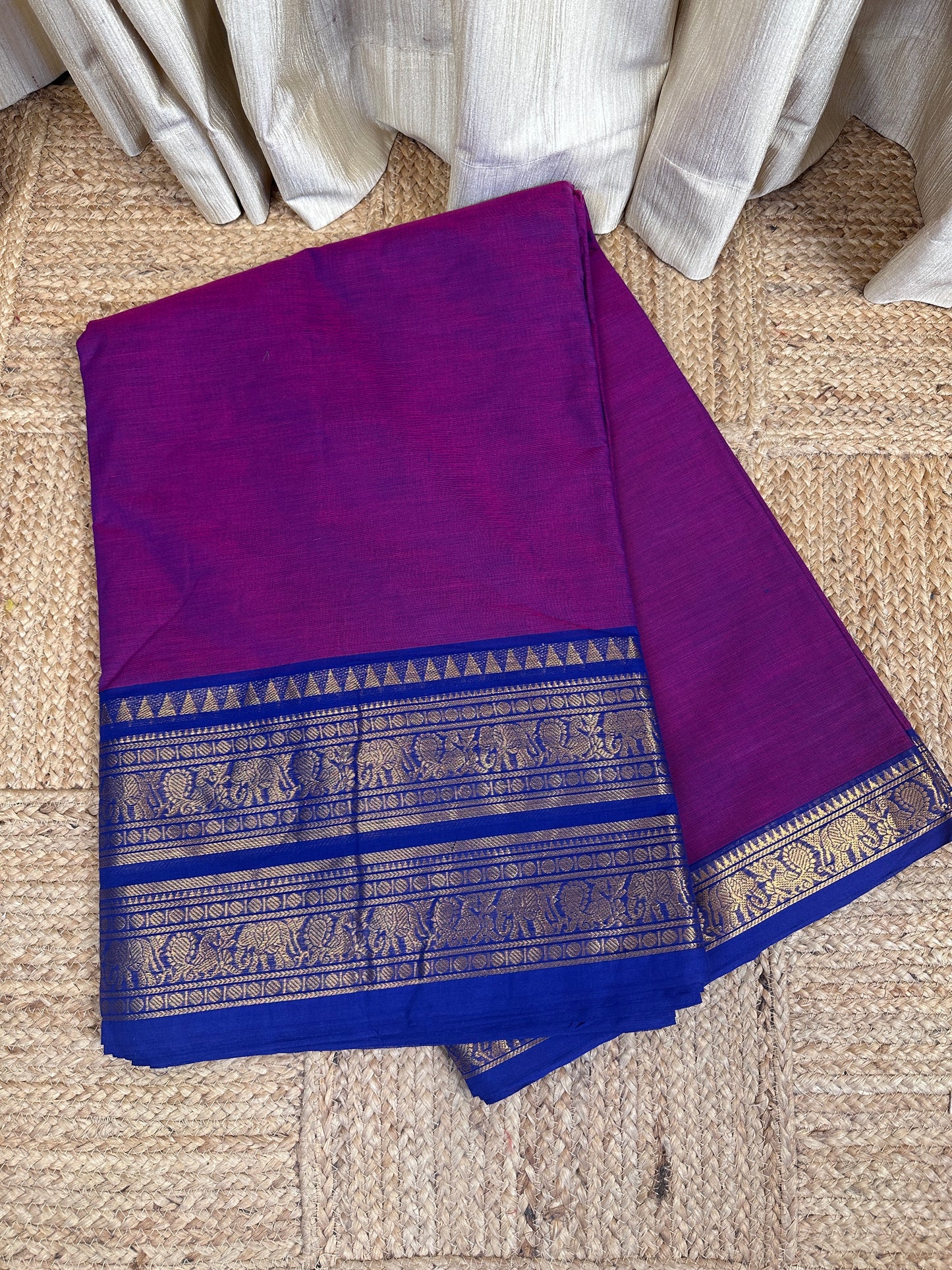 Royal border Chettinad (2.5 mtr cut) magenta MG1