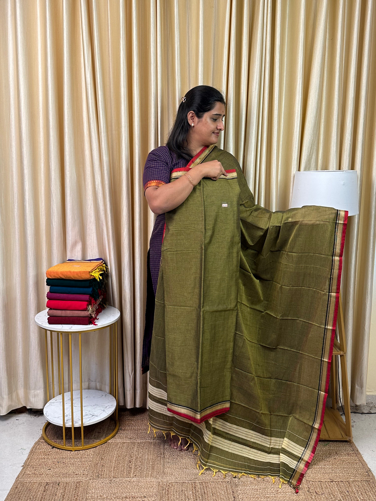 Narayanpet small border Mercerised cotton (4.5 m Top)-NILA107