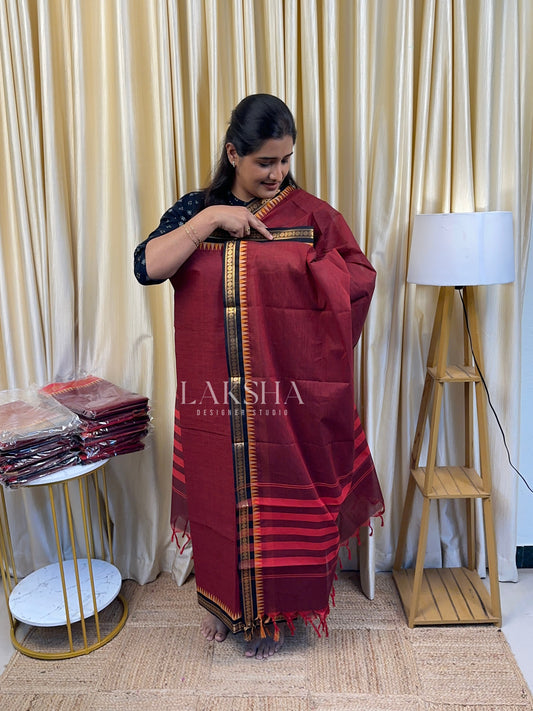 Small Border Kanchi Cotton -(Maroon and Black)