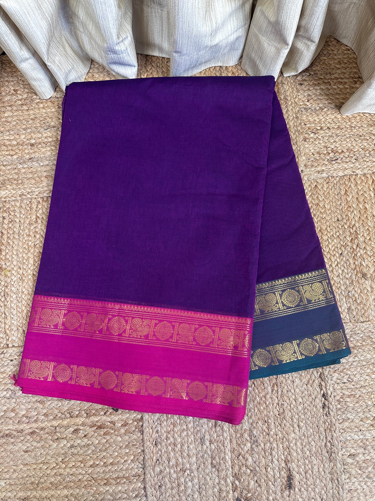 Chettinad Ganga Jamuna border (2.5 METER CUT)Magenta-MALAR 1