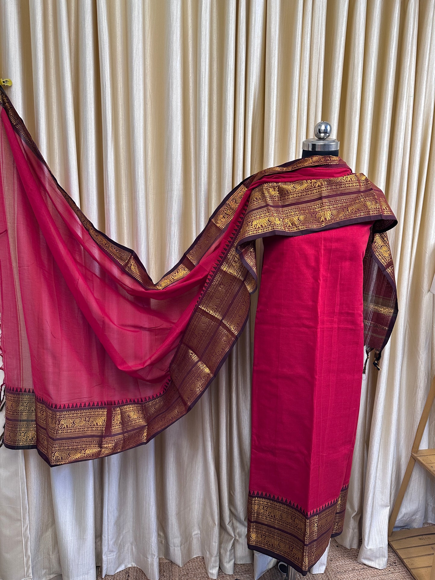 Isai Bigborder Narayanpet  3 piece set- Chilly red Burgundy