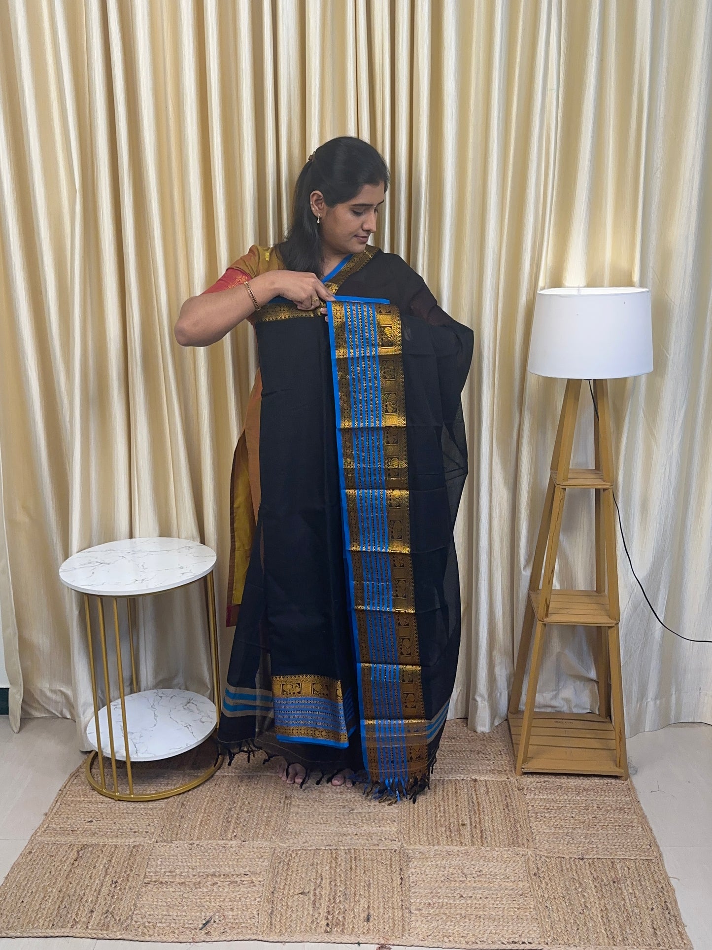 Royal border Narayanapet black