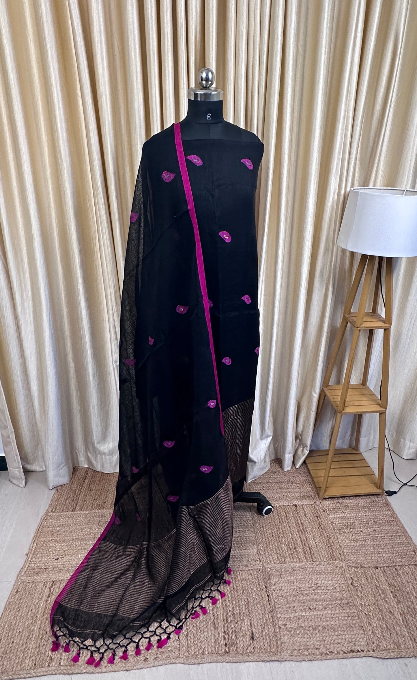 ZARA  Leaf Linen Jamdhani [handwork ] -  Golden black