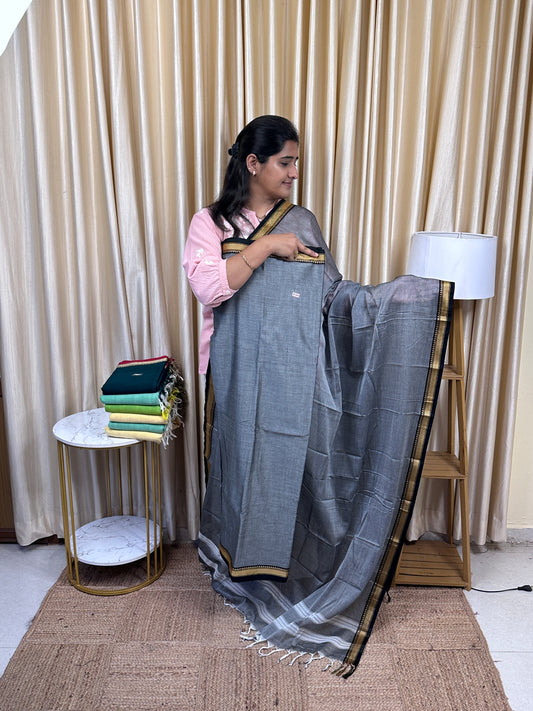 Narayanpet  checks Mercerised cotton (4.5 m Top)-NILA62