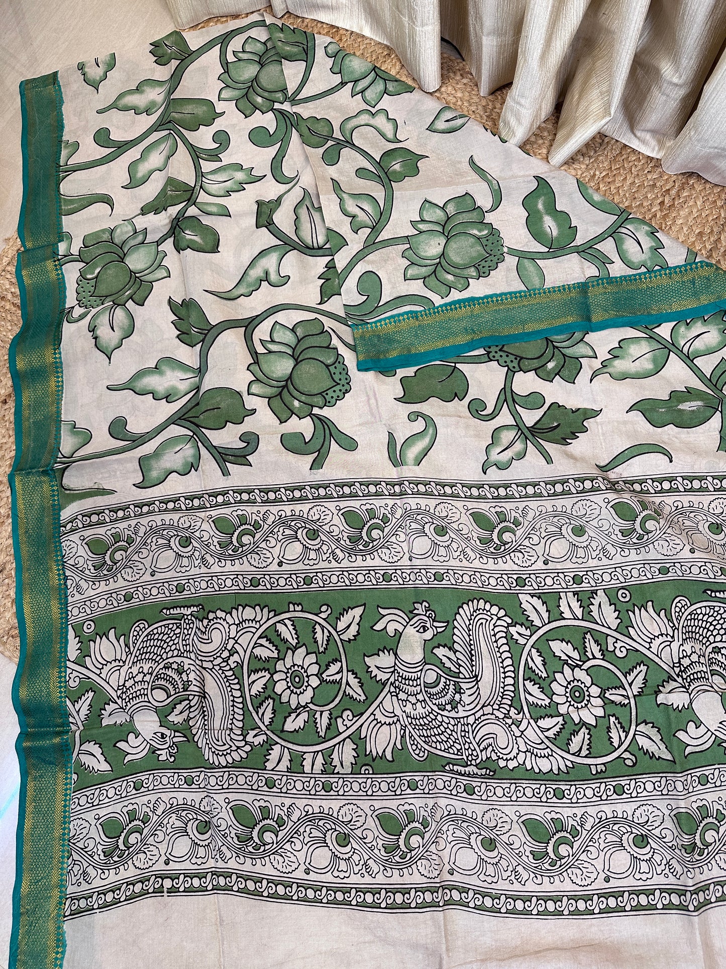 Chennuri silk Kalamkari duppata Floral- Green