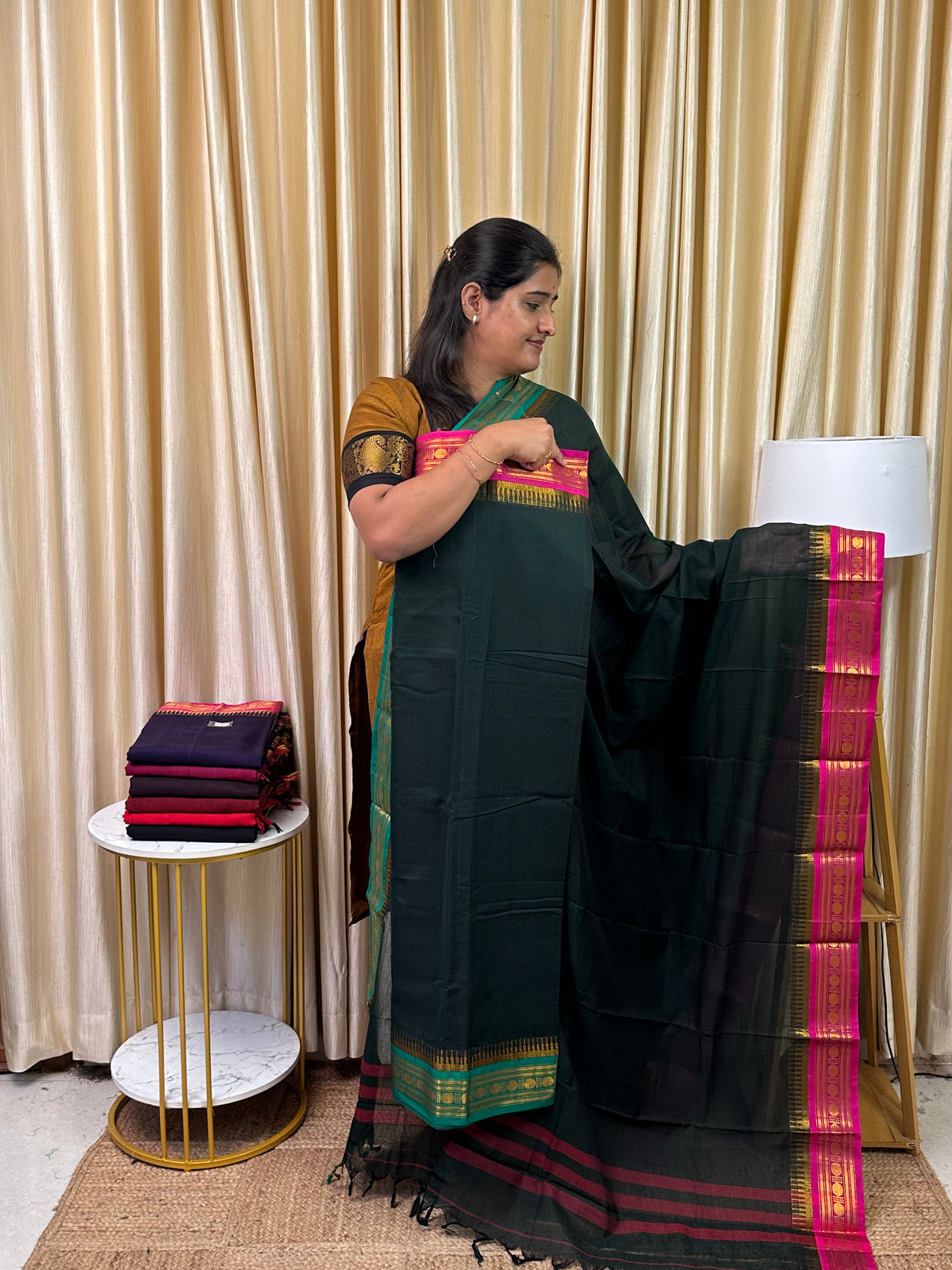 Narayanpet special butta dress material (2.5m Top)- MULLAI 1