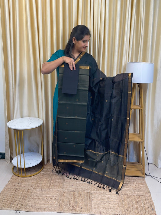 Special butta Handloom Mangalgiri- Dark Green and black