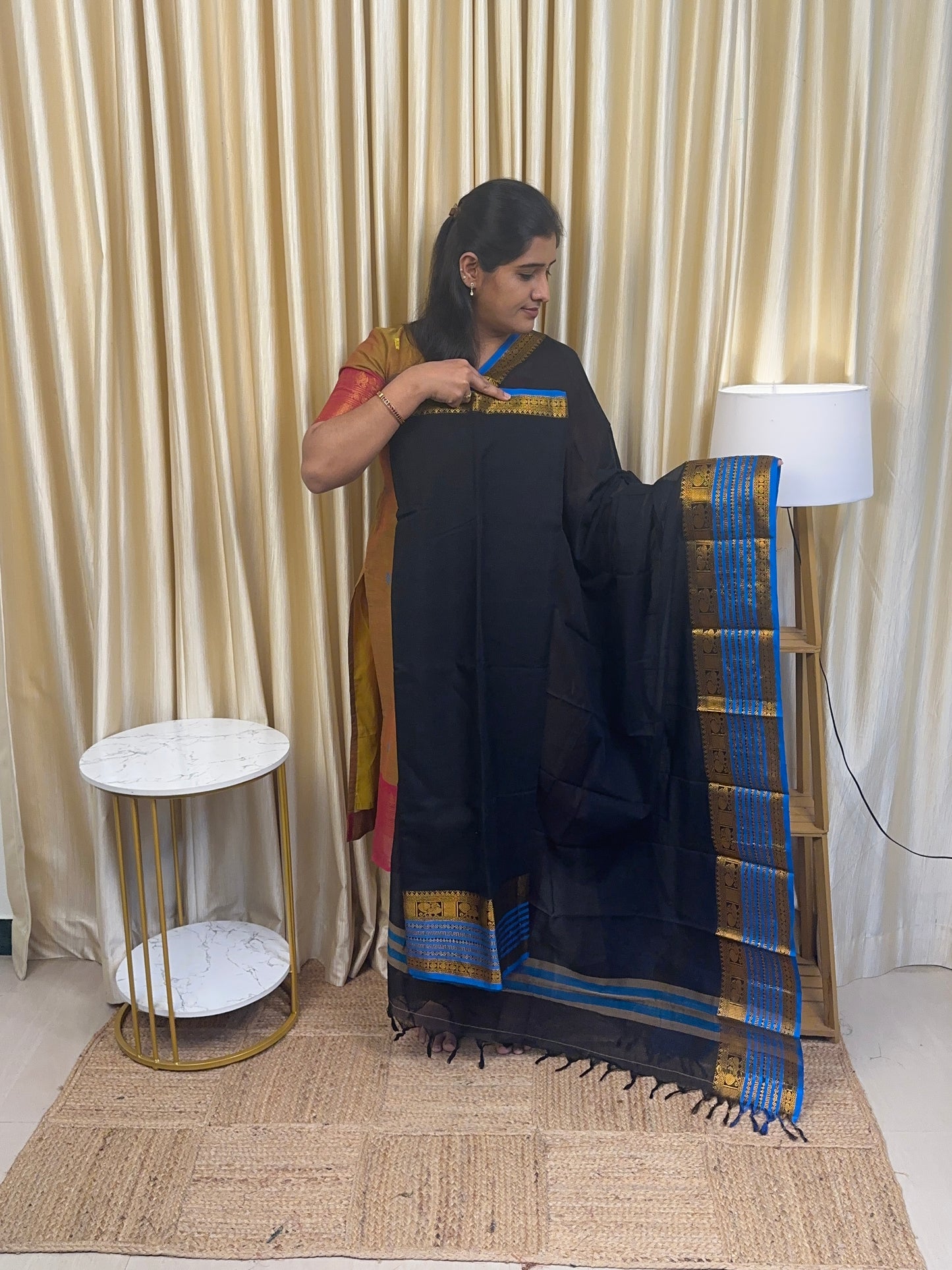 Royal border Narayanapet black