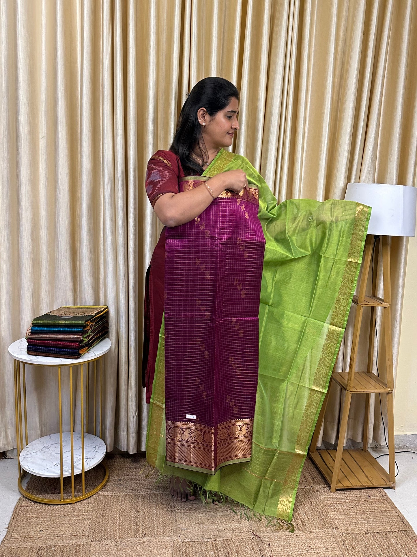 Big border Mangalgiri handloom checks -VIZHI 2