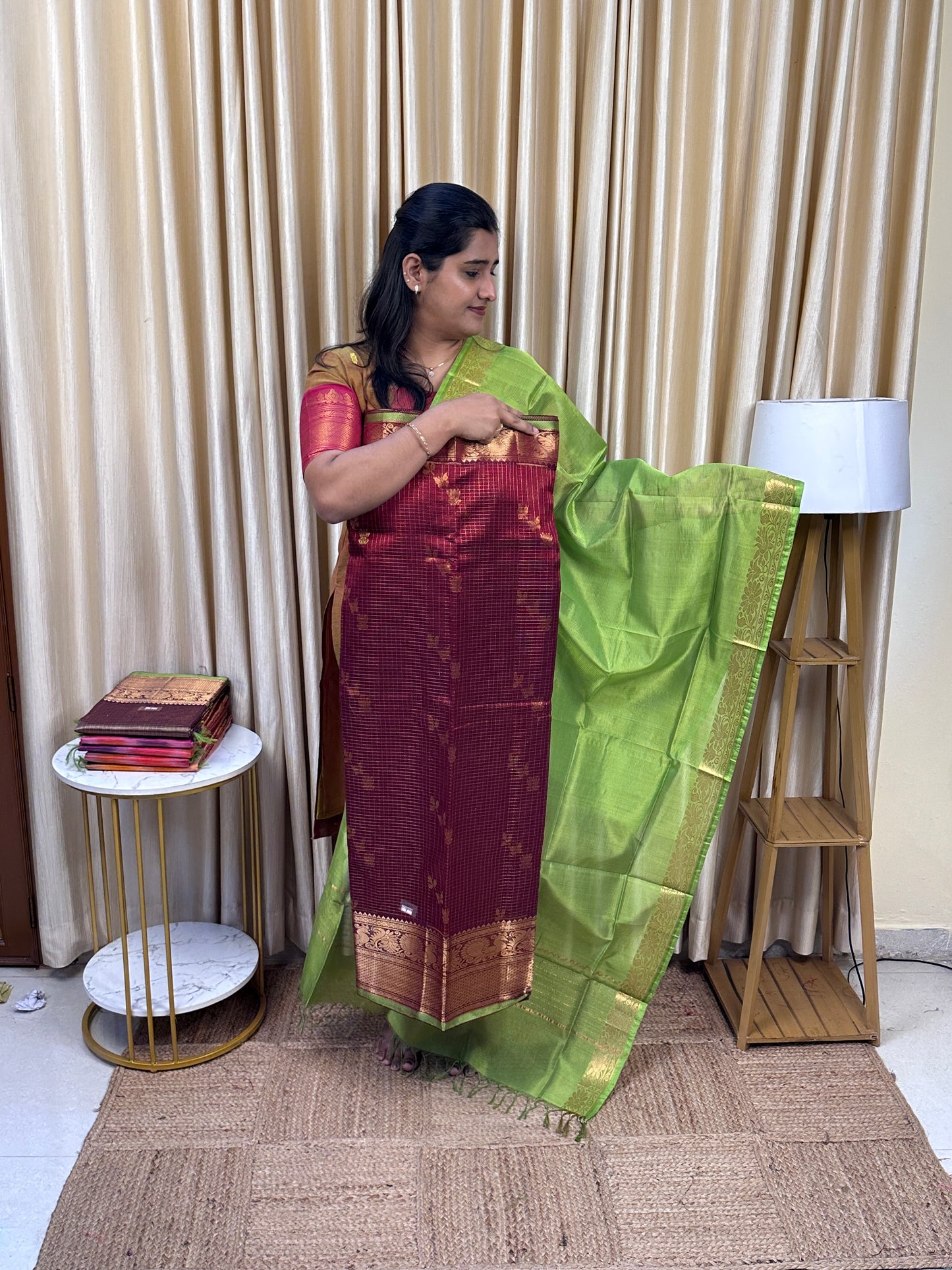 YAZHI 16 Big border Mangalgiri  handloom checks