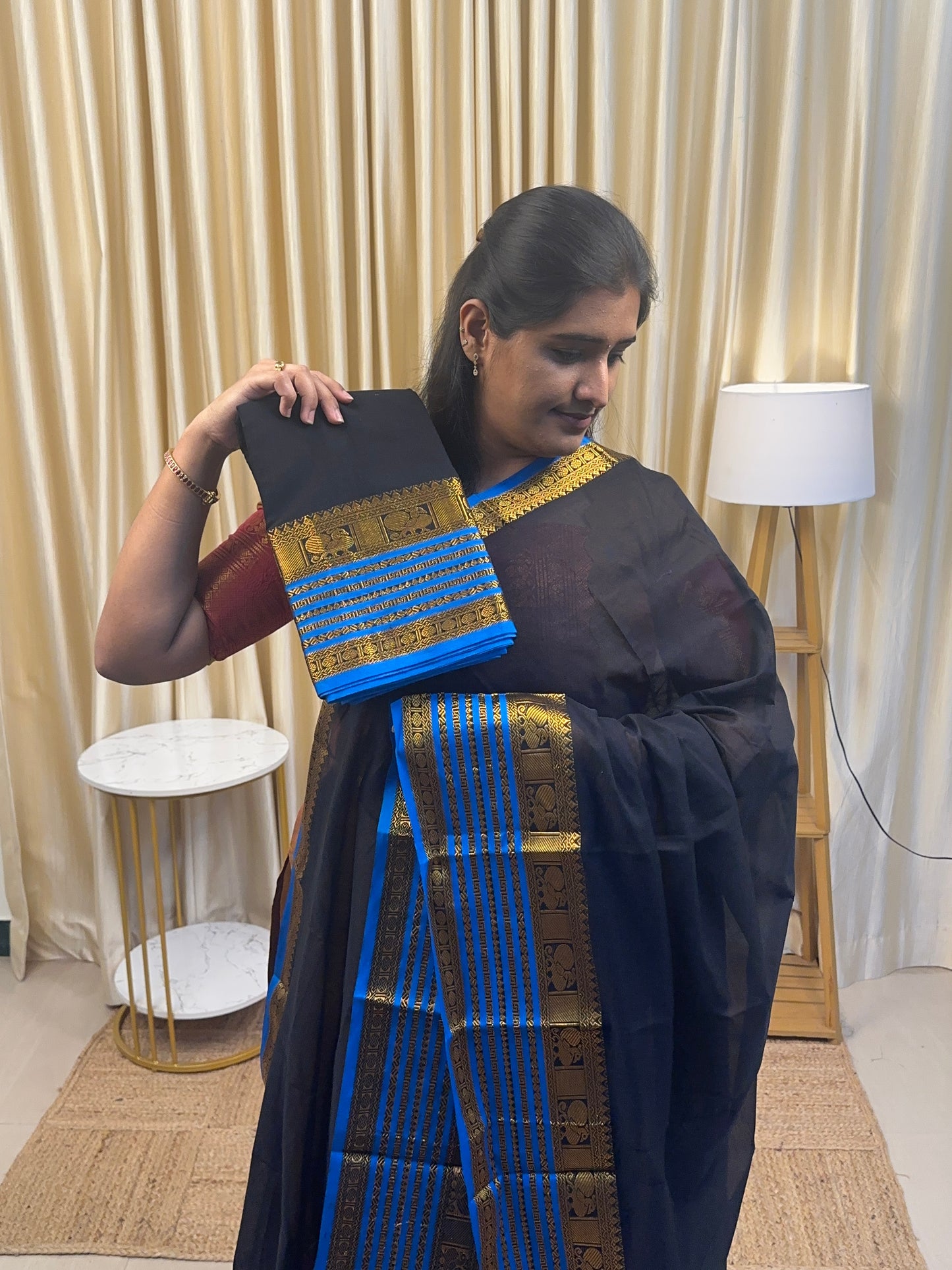 Royal border Narayanapet black