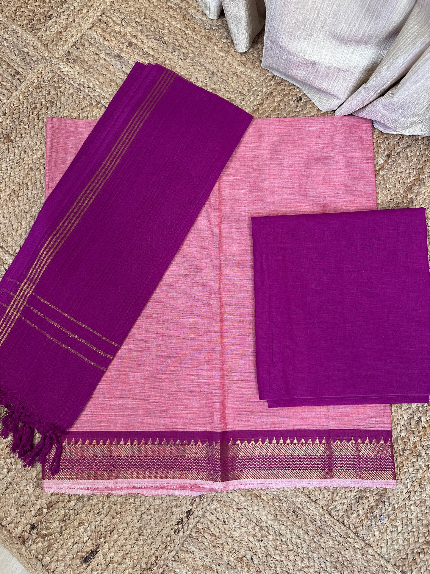 Mangalagiri 3 piece set - shades of pink