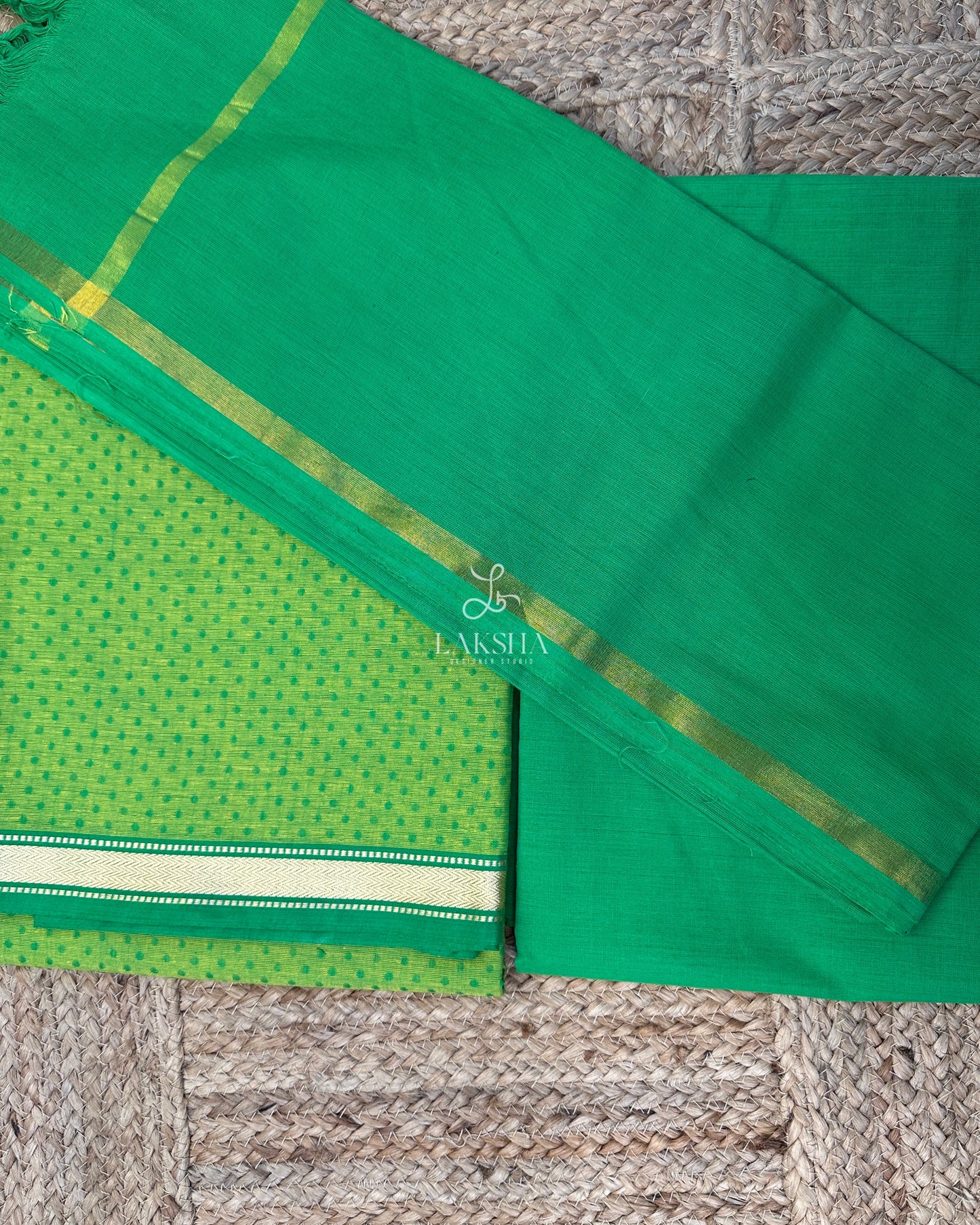 Handloom Dots-Light green