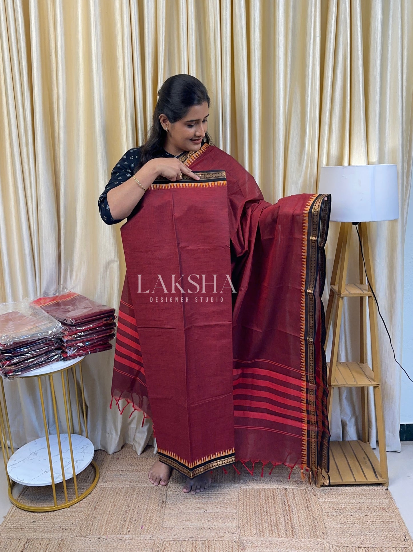 Small Border Kanchi Cotton -(Maroon and Black)